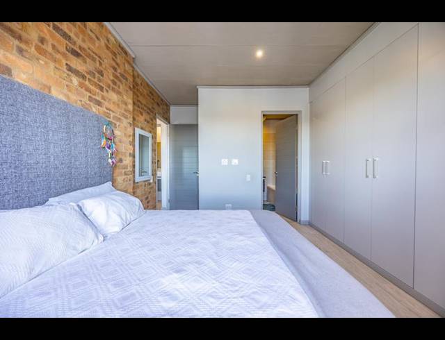 2 BEDROOM CLUSTER FOR SALE IN HAZELWOOD